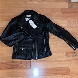 Sandro black leather jacket (RETAIL 840$) NWT